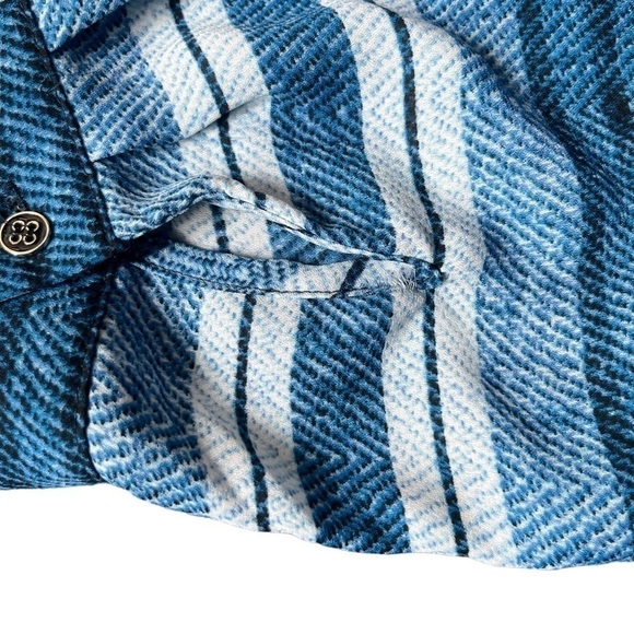 Zac & Rachel Blue Stripe Geometric Long sleeve Blouse Tulip Hem Sz M - Picture 11 of 13